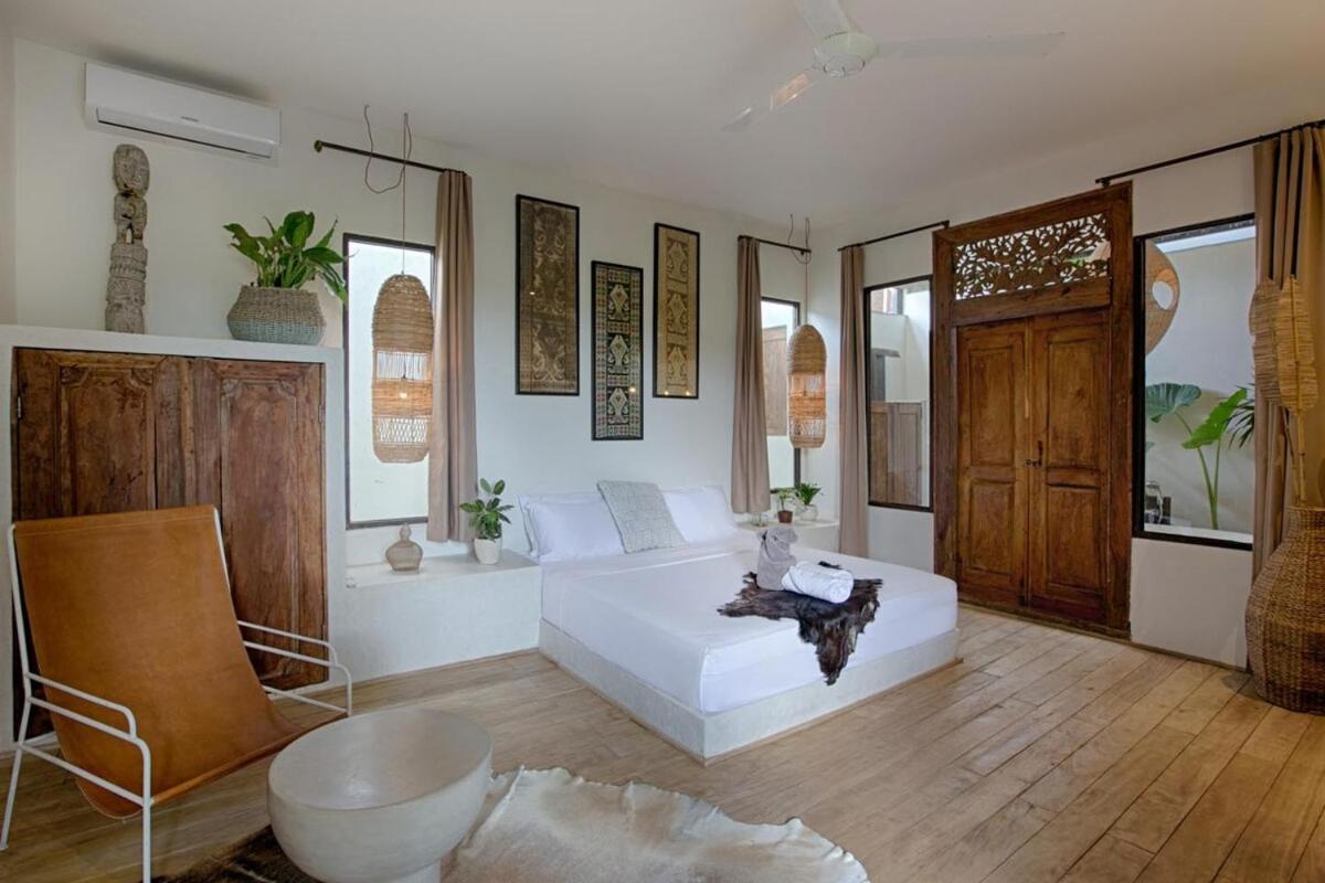 Spacious 7br Amaya & Gaia-umalas Villa Seminyak (Bali)